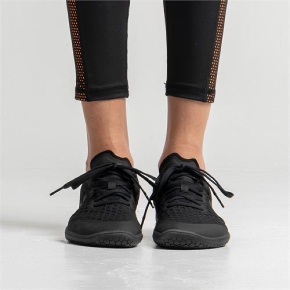 vivobarefoot stealth 3
